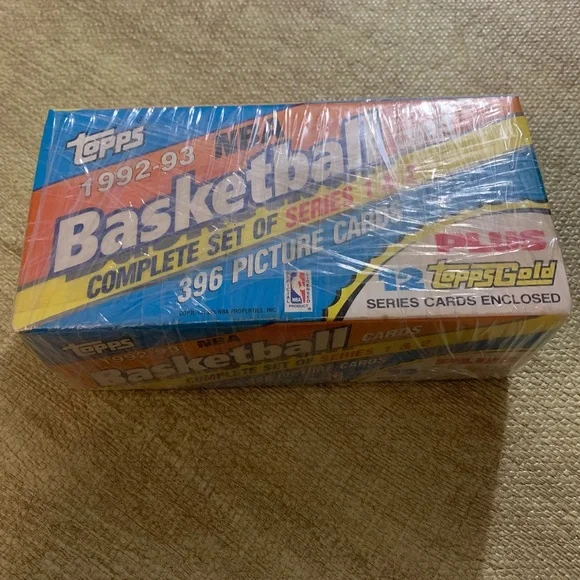 1992-93 Topps NBA Basketball Cards Box Set - Picture 6 of 6